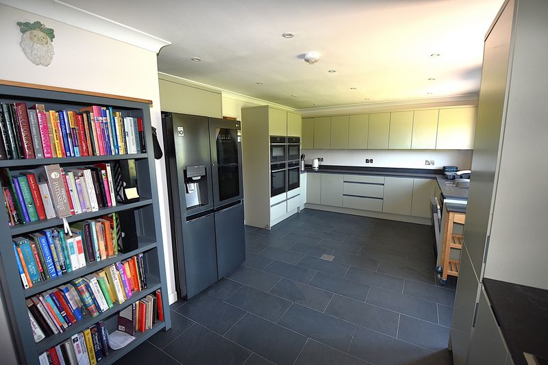 Preswylfa - photo id: 3360