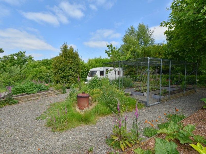 Brownhill Llanfihangel-ar-Arth - photo id: 3615