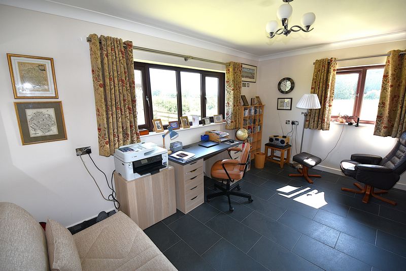 Preswylfa - photo id: 3376