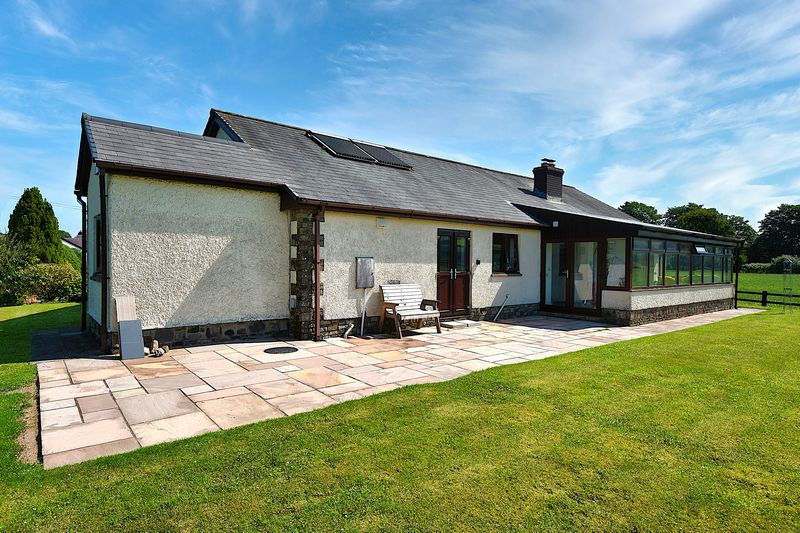 Preswylfa - photo id: 3358