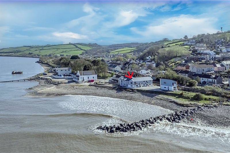 Main Image for 2 Beachside Cottages