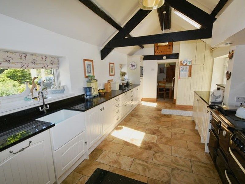 Brownhill Llanfihangel-ar-Arth - photo id: 3600