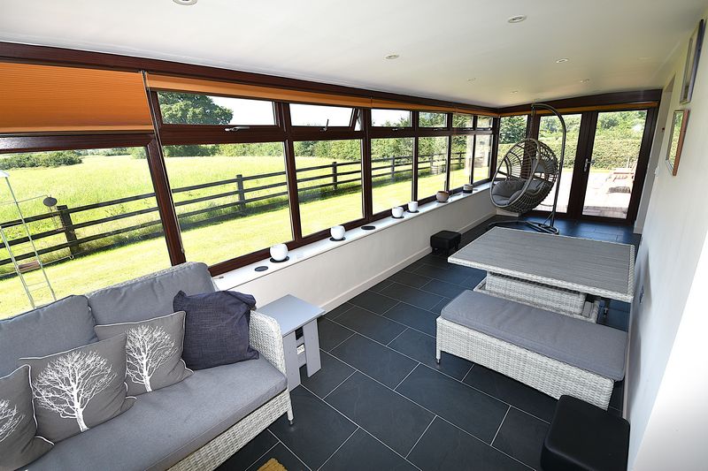 Preswylfa - photo id: 3368